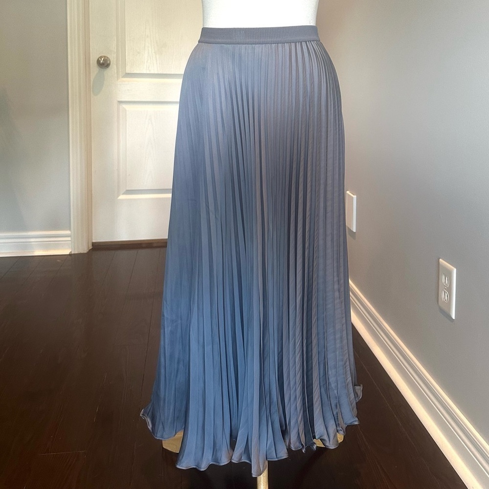 H&M Blue Satin Pleated Maxi Skirt - Size 8